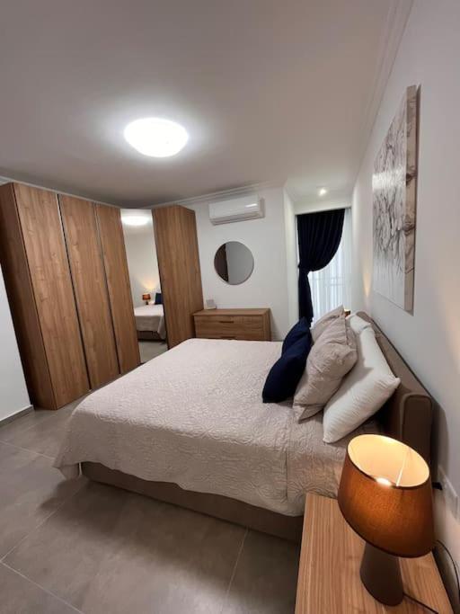 3 Bedroom Seaside Luxury Accommodation - Sleeps 8 St. Paul's Bay Exterior photo