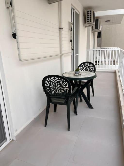 3 Bedroom Seaside Luxury Accommodation - Sleeps 8 St. Paul's Bay Exterior photo