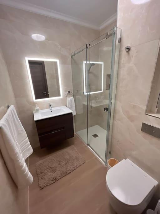 3 Bedroom Seaside Luxury Accommodation - Sleeps 8 St. Paul's Bay Exterior photo